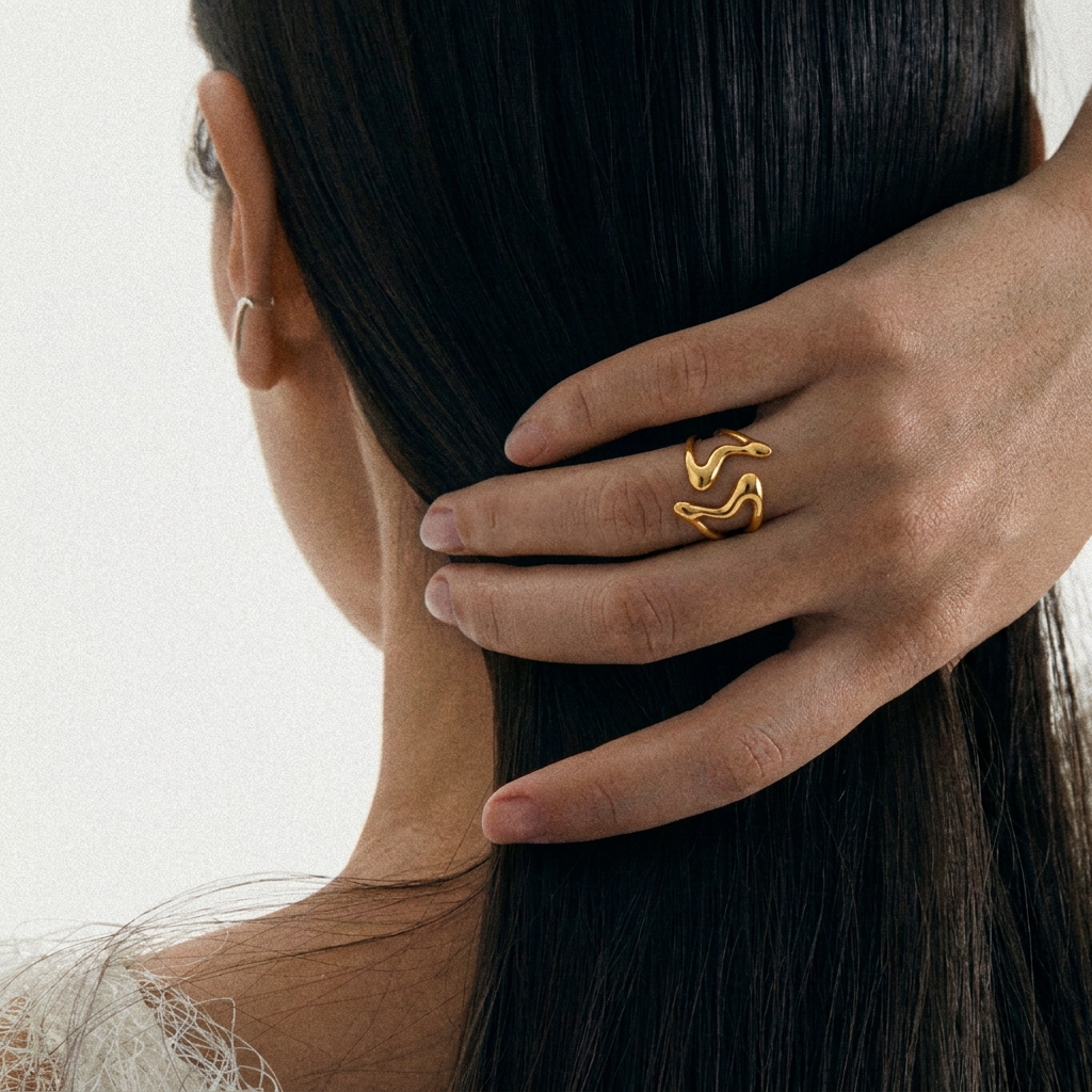 ANILLO DE ACERO DOBLE LÍNEA ONDULADA